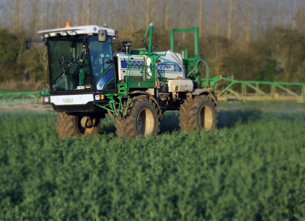 Spraying / Fertiliser Spreading